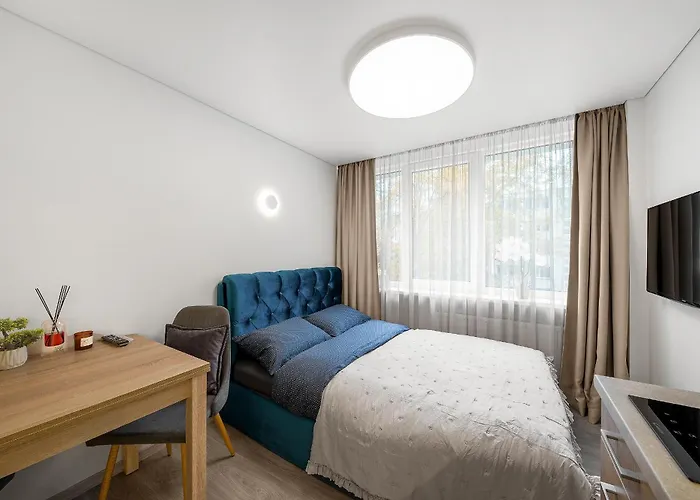 Cozy Riverside Apartment